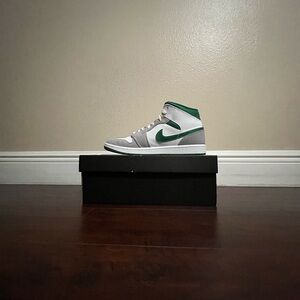 Mens Green and Gray Sneakers